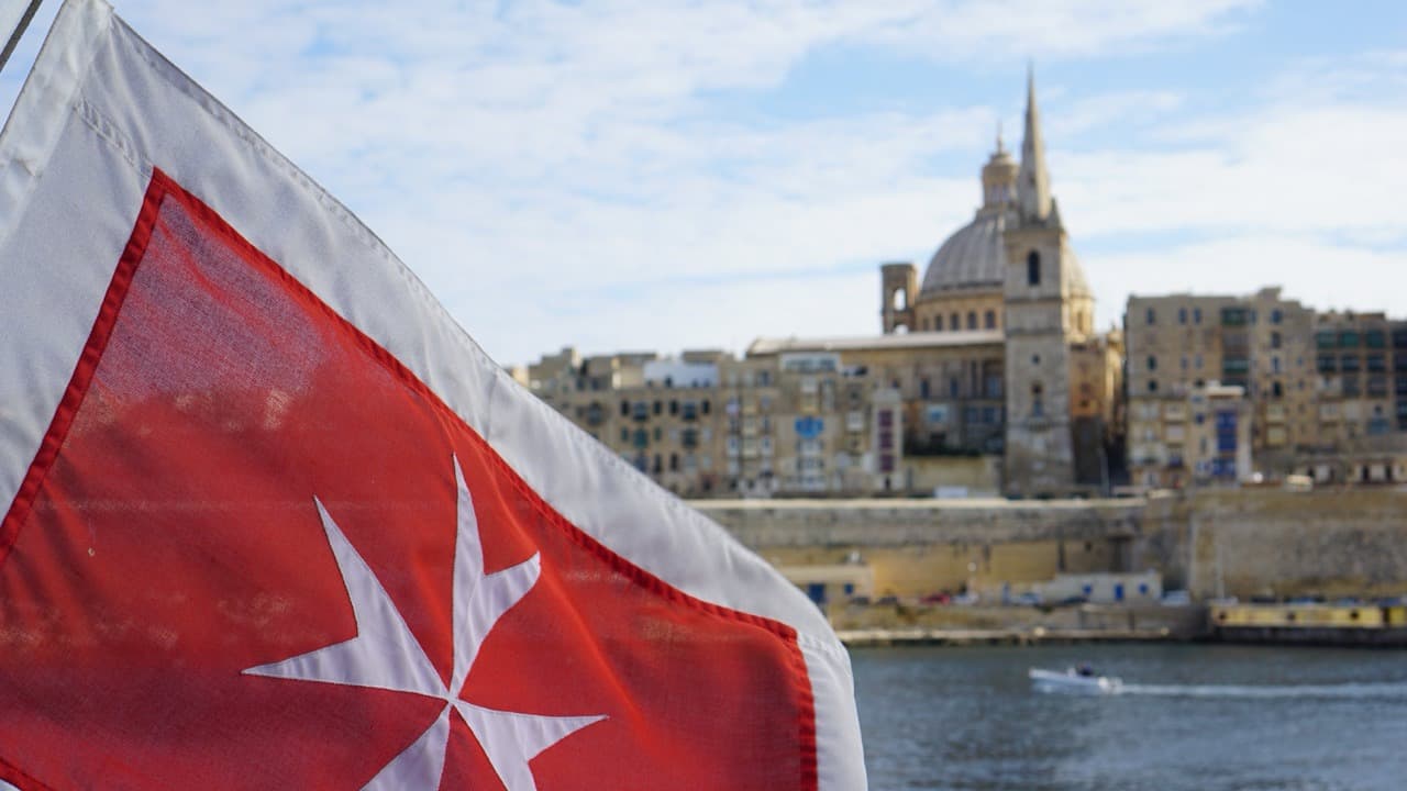Driving in Malta: Essential Rules and Tips for New Drivers