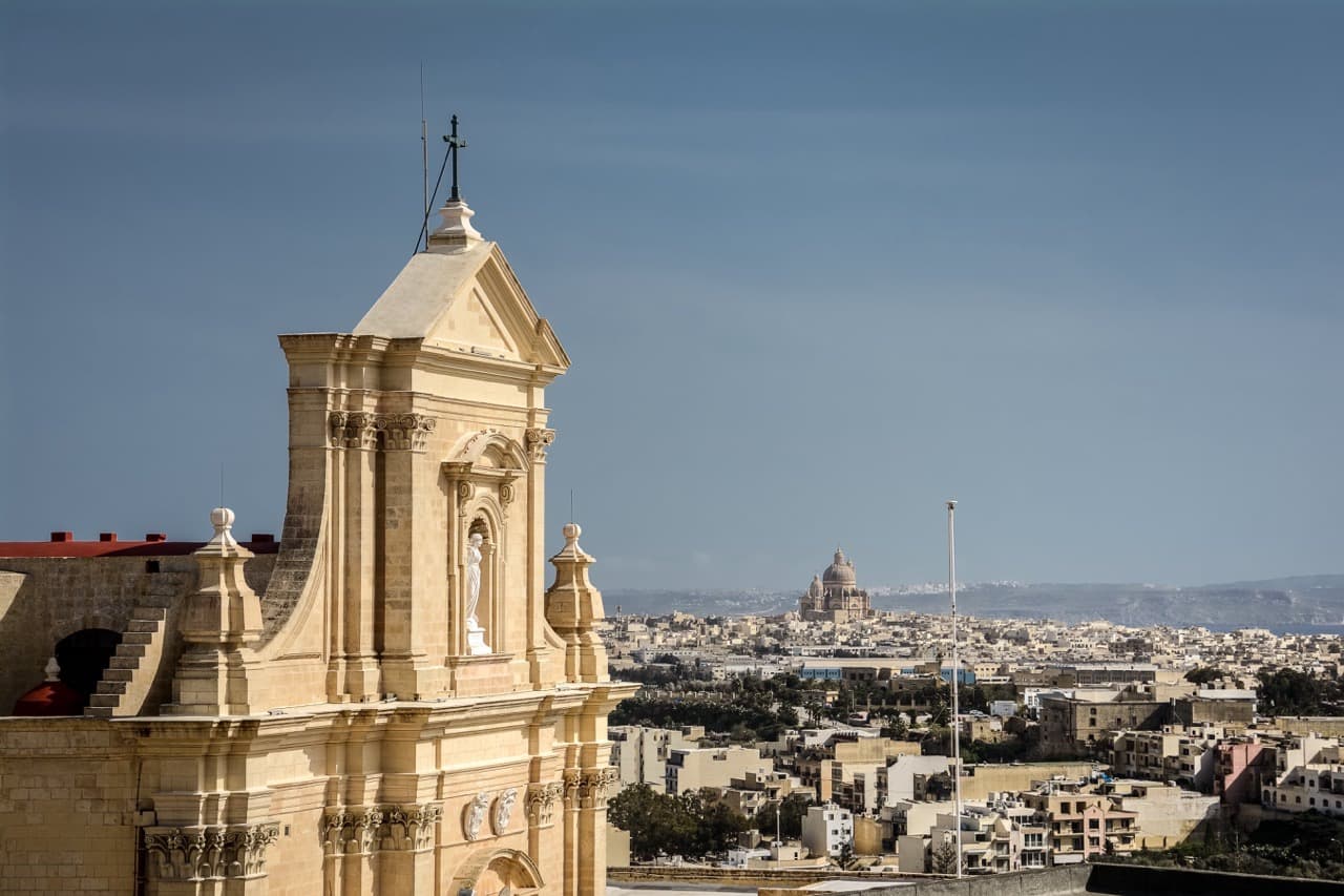 Malta Theory Test: Understanding Multi-Answer Questions