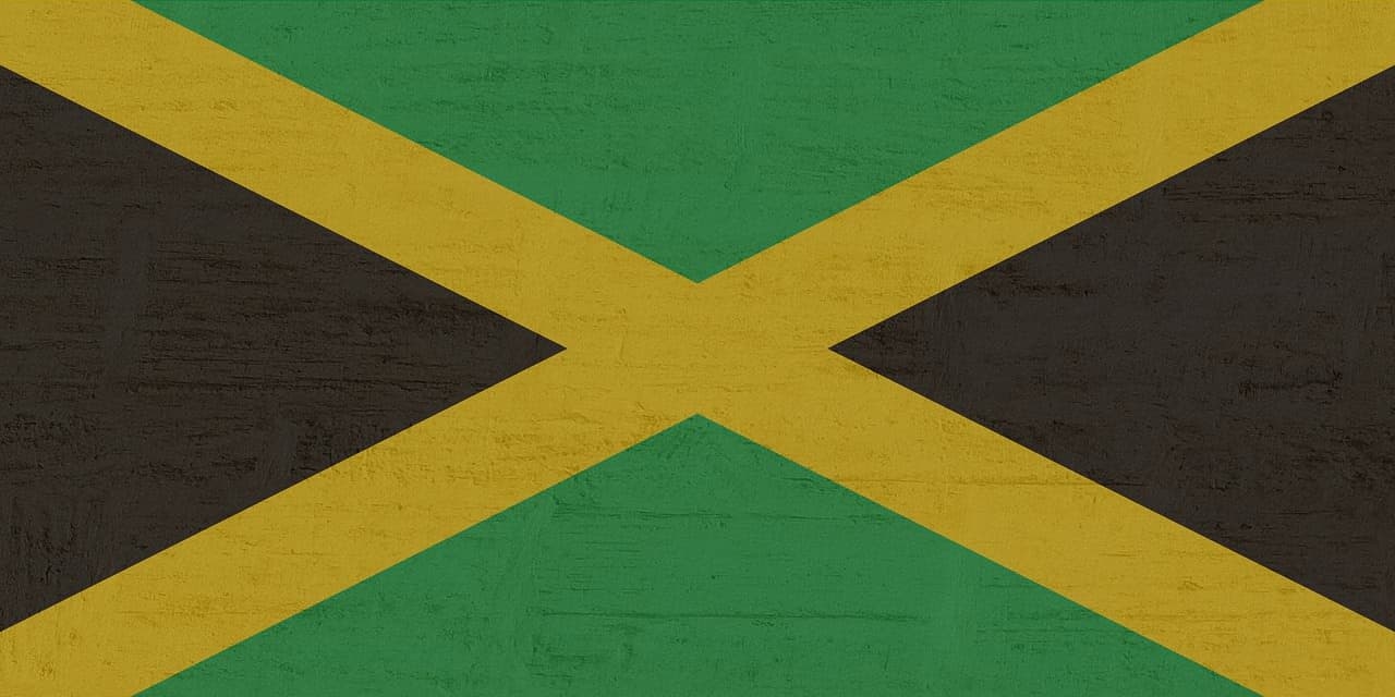 Driving in Jamaica: A Guide for Tourists and Expats (2026)